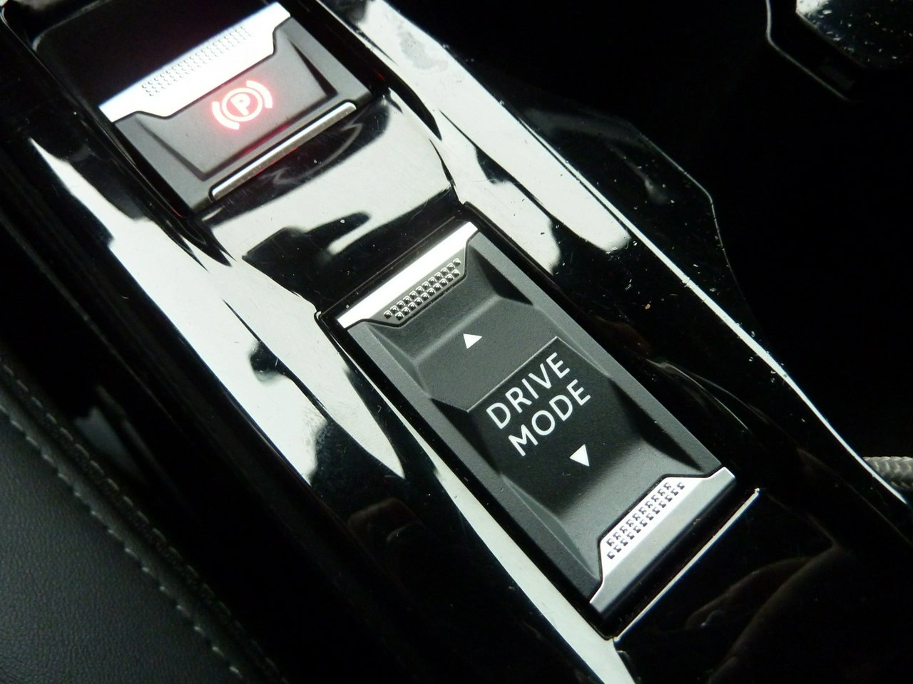 Peugeot 2008 - Zdjęcie 32