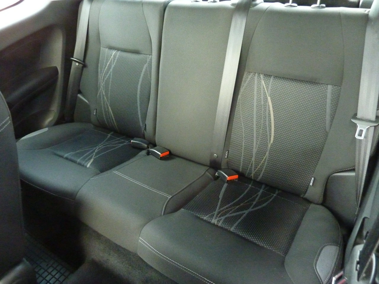 Peugeot 208 - Zdjęcie 13