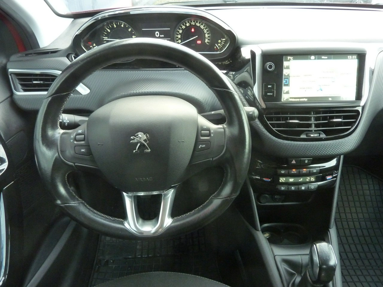 Peugeot 208 - Zdjęcie 20