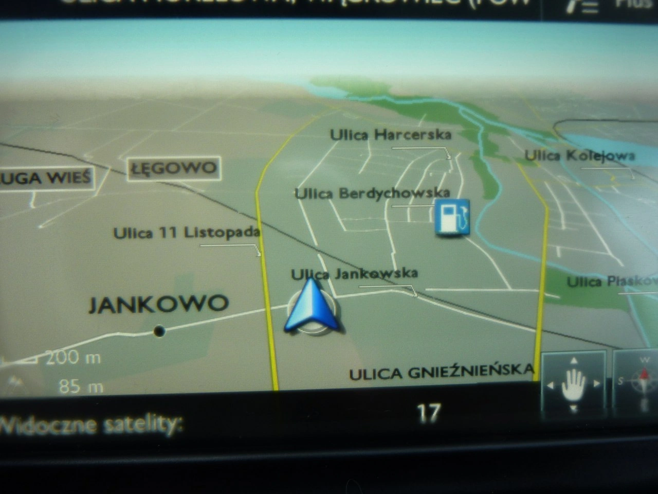 Peugeot 208 - Zdjęcie 21