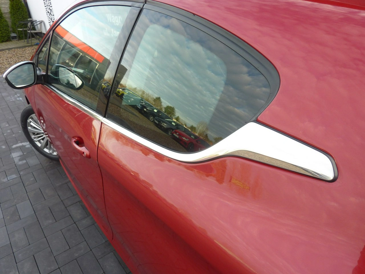 Peugeot 208 - Zdjęcie 7