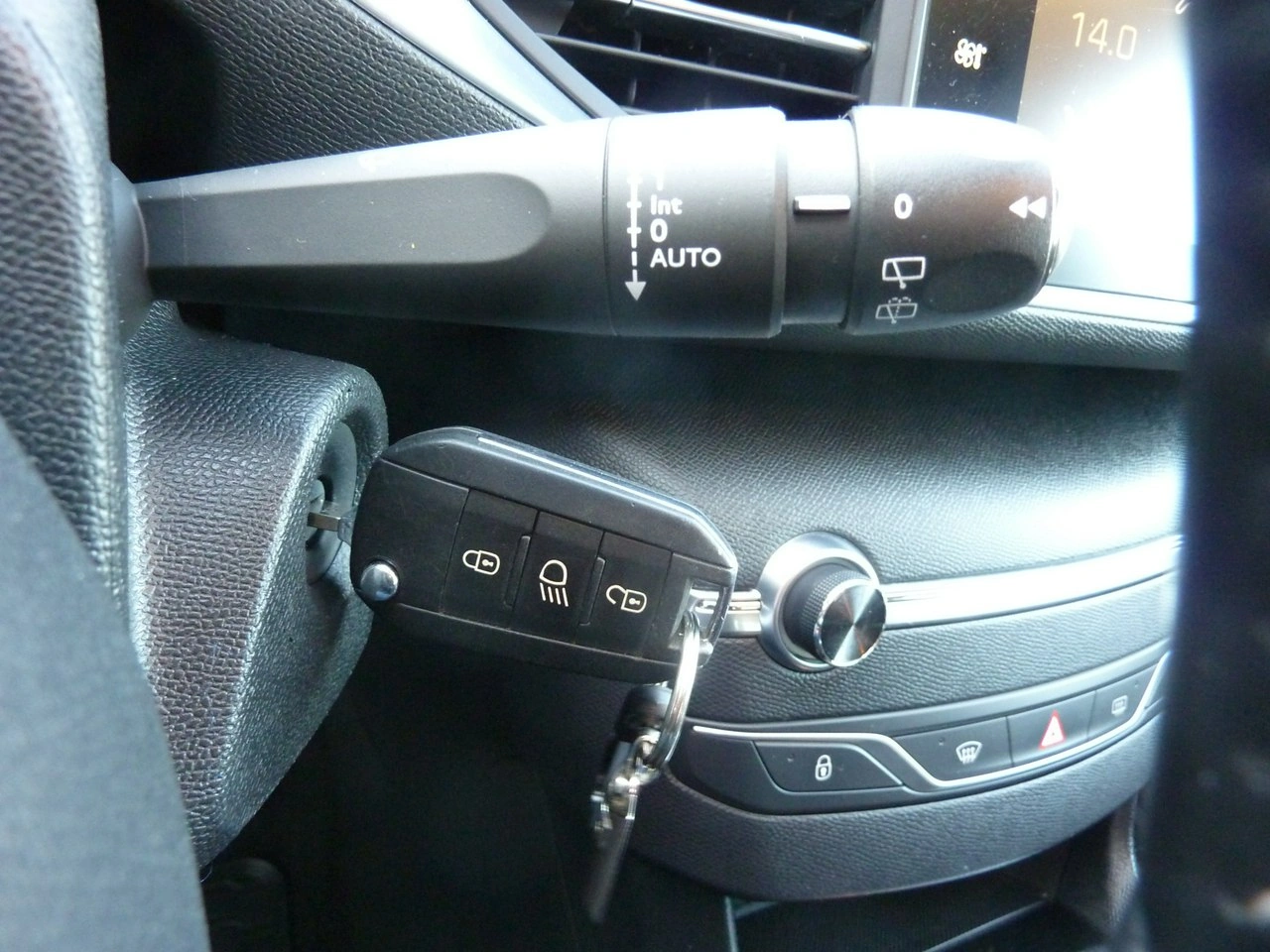 Peugeot 308 - Zdjęcie 30