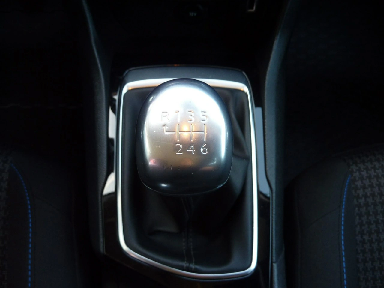 Peugeot 308 - Zdjęcie 31