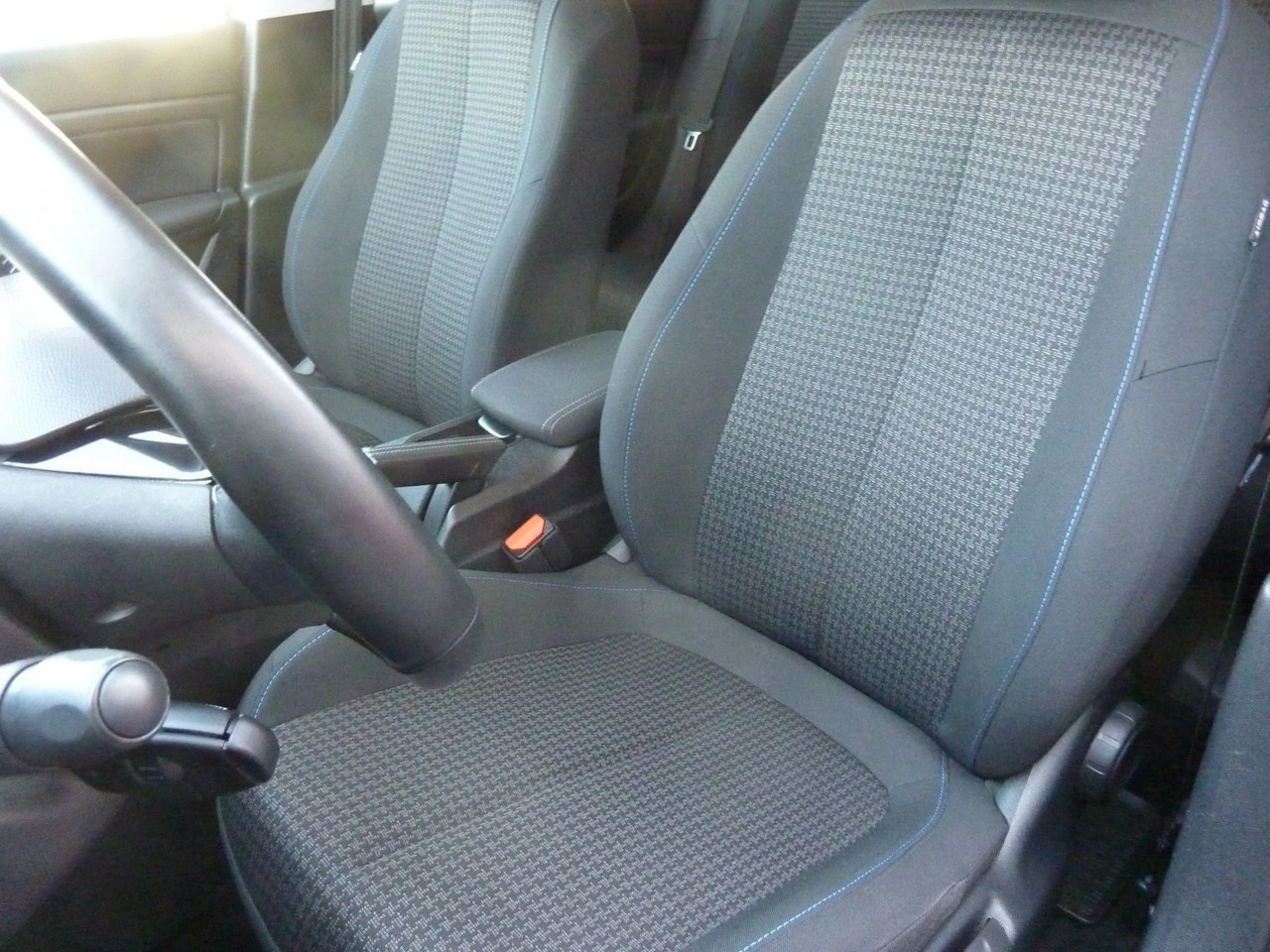 Peugeot 308 - Zdjęcie 9