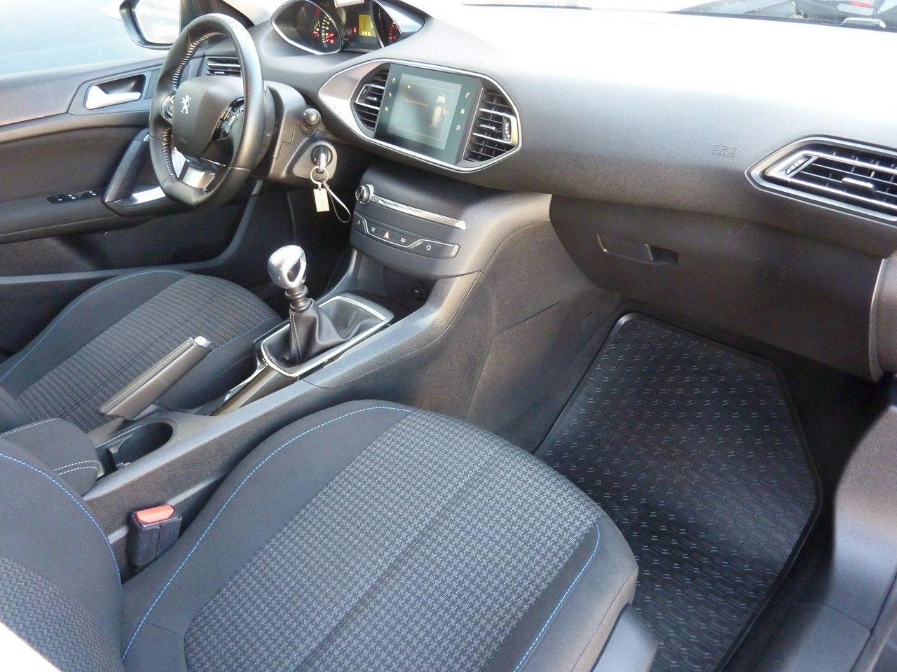 Peugeot 308 - Zdjęcie 12