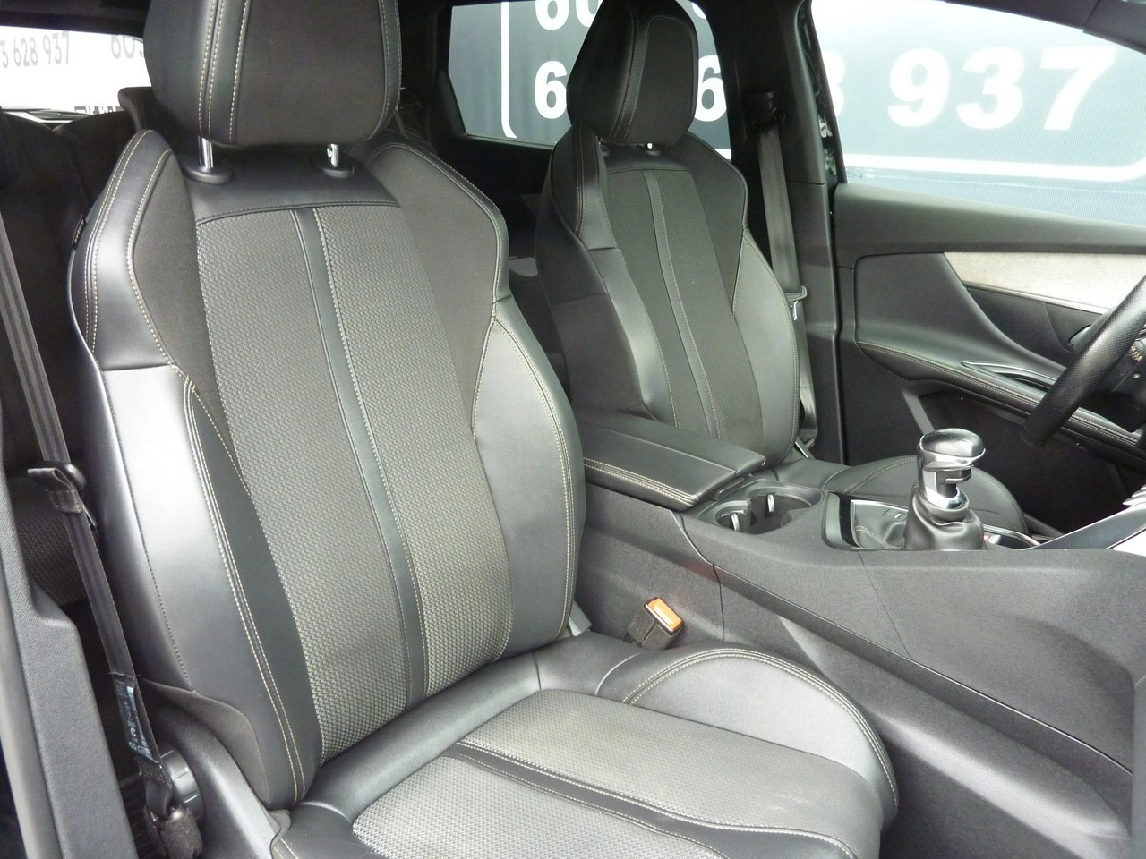 Peugeot 5008 - Zdjęcie 17