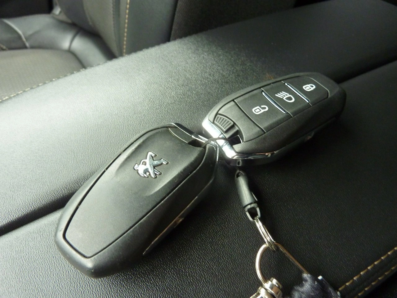 Peugeot 5008 - Zdjęcie 18