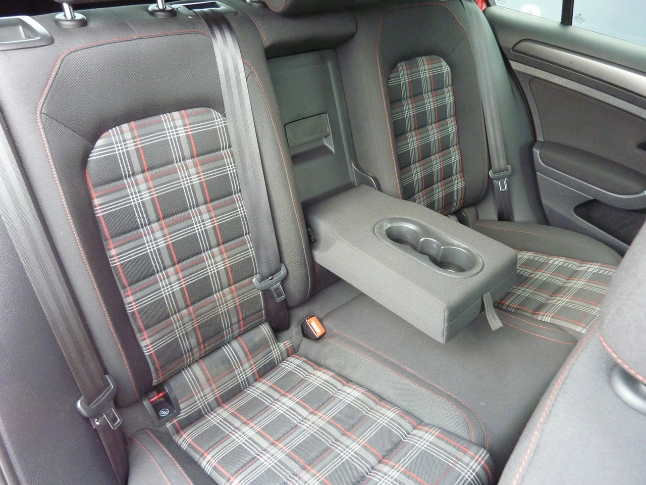 Volkswagen Golf - Zdjęcie 19