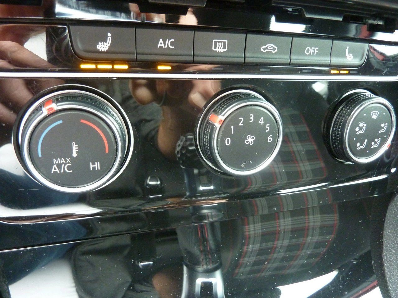 Volkswagen Golf - Zdjęcie 23