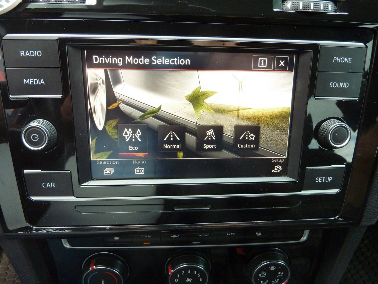 Volkswagen Golf - Zdjęcie 30