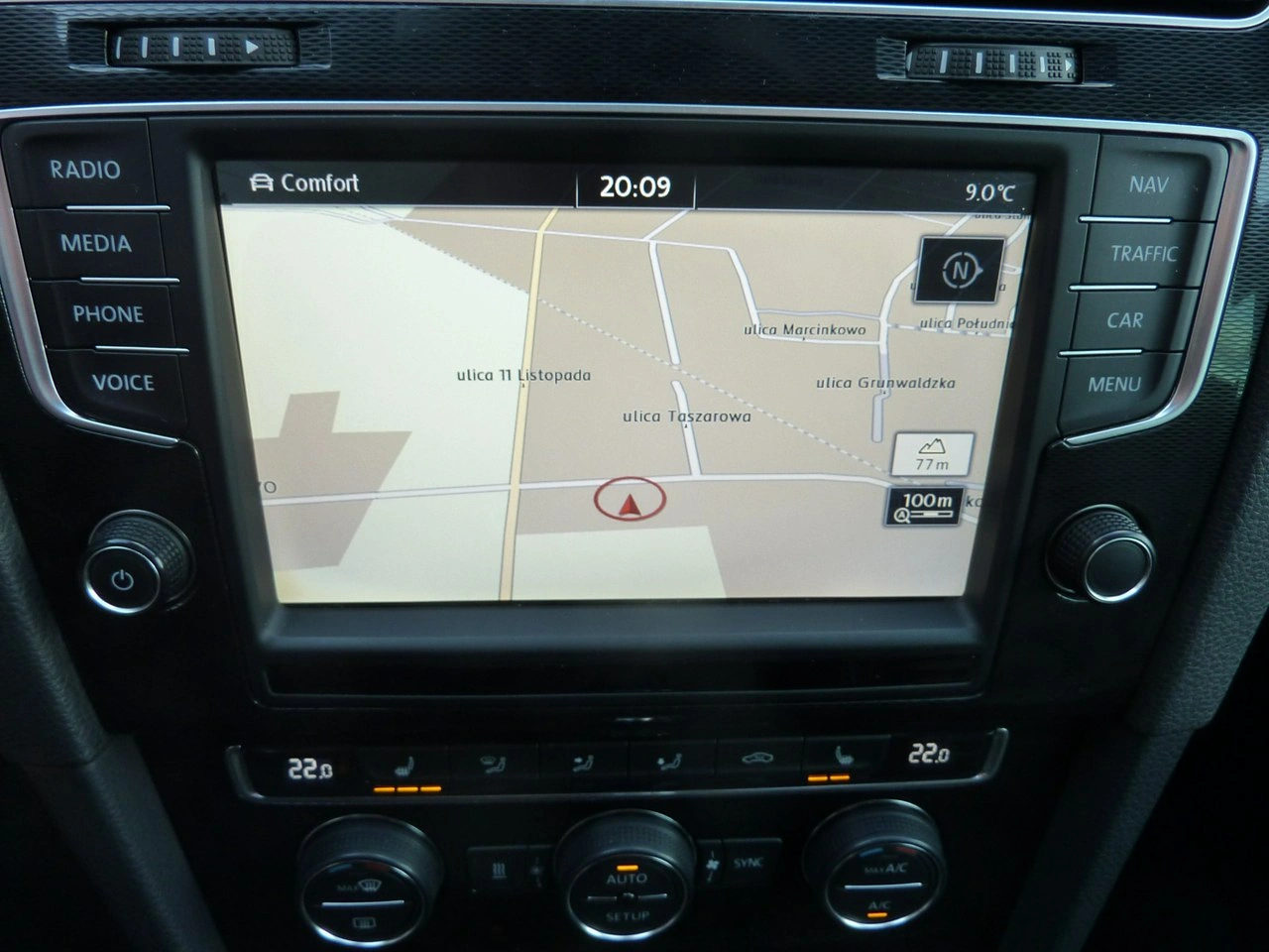 Volkswagen Golf - Zdjęcie 19