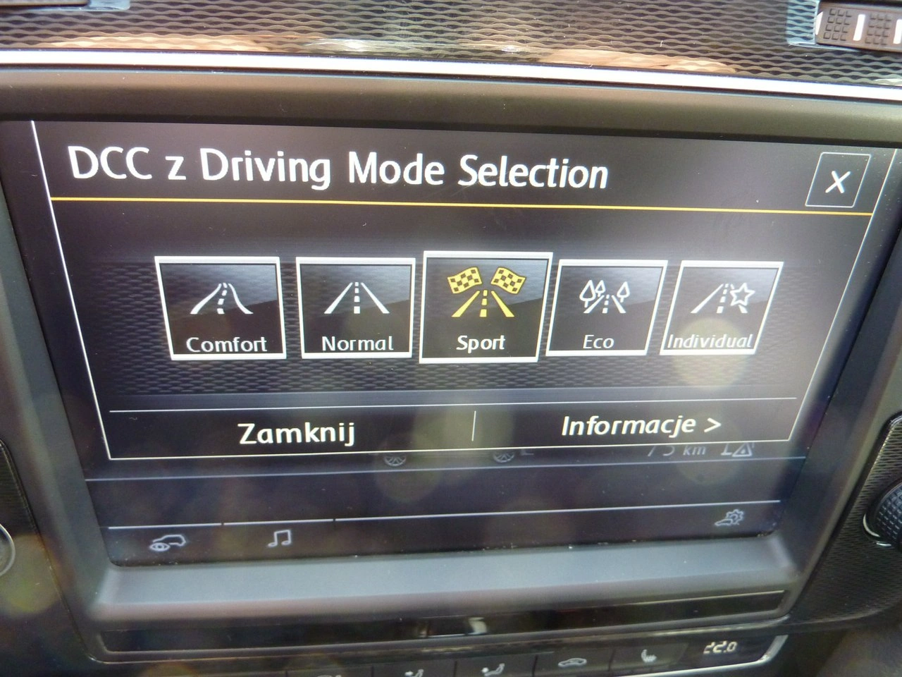 Volkswagen Golf - Zdjęcie 22