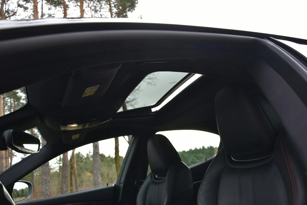 Maserati Ghibli - Zdjęcie 20