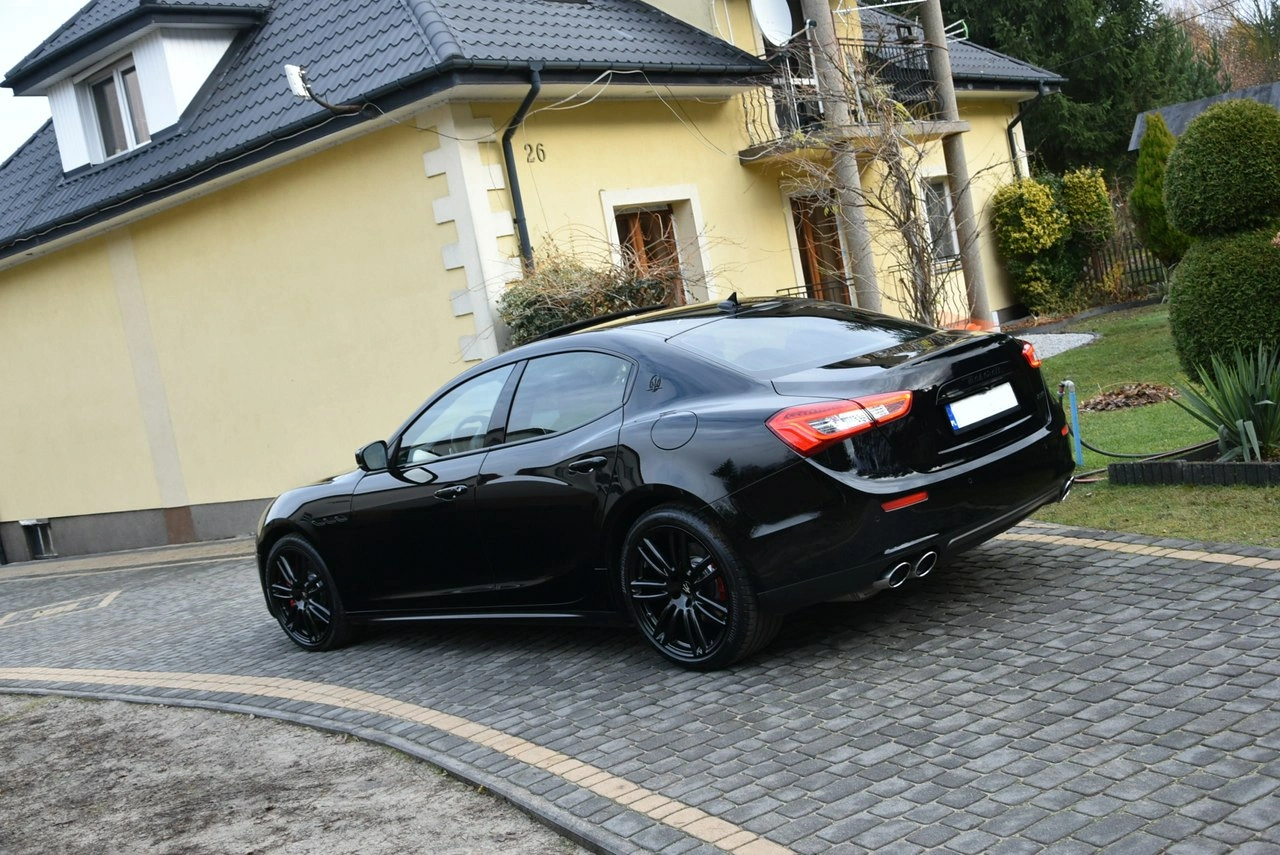 Maserati Ghibli - Zdjęcie 3