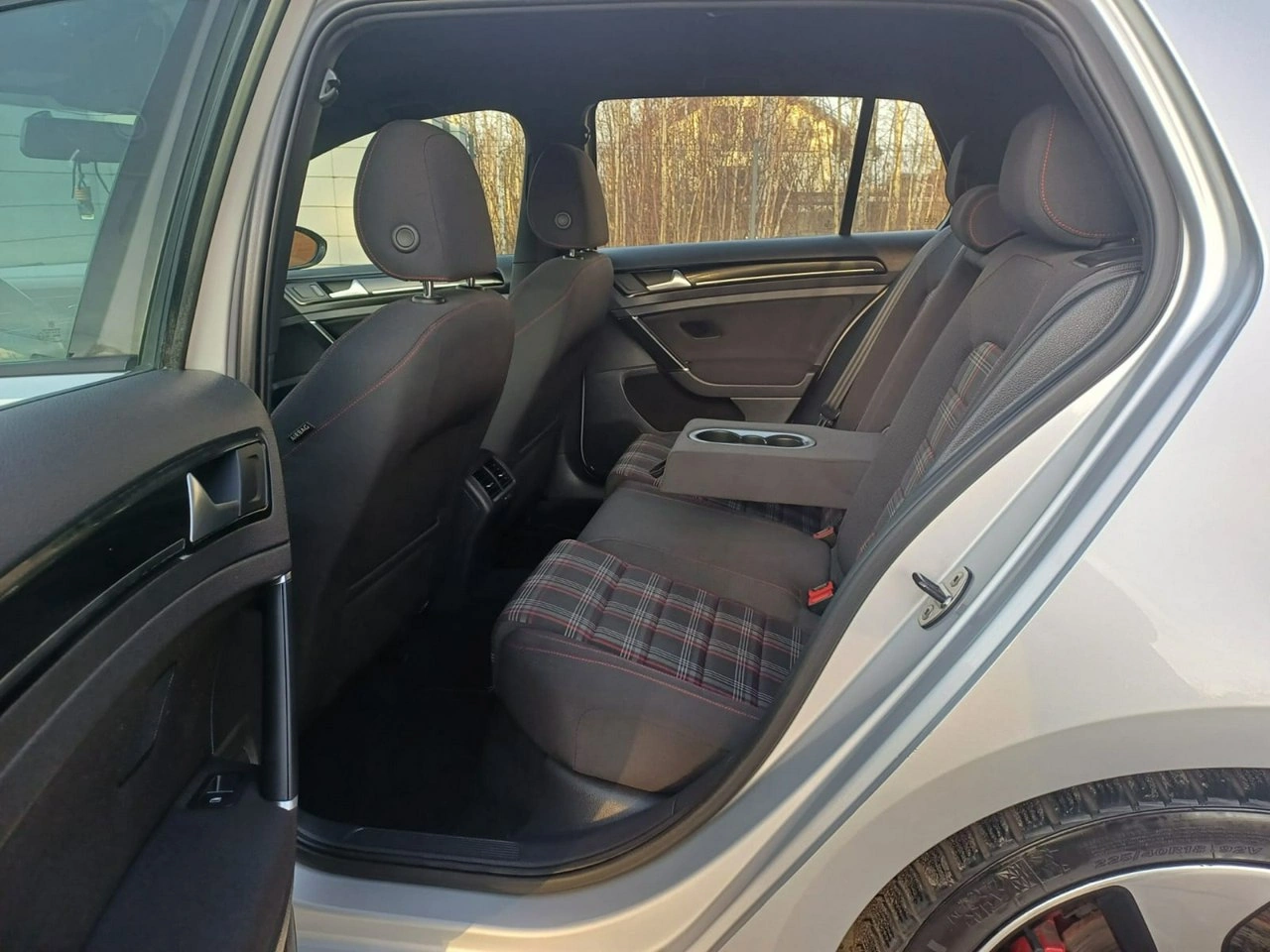 Volkswagen Golf - Zdjęcie 12