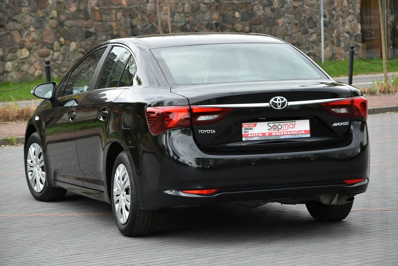 Toyota Avensis - Zdjęcie 15