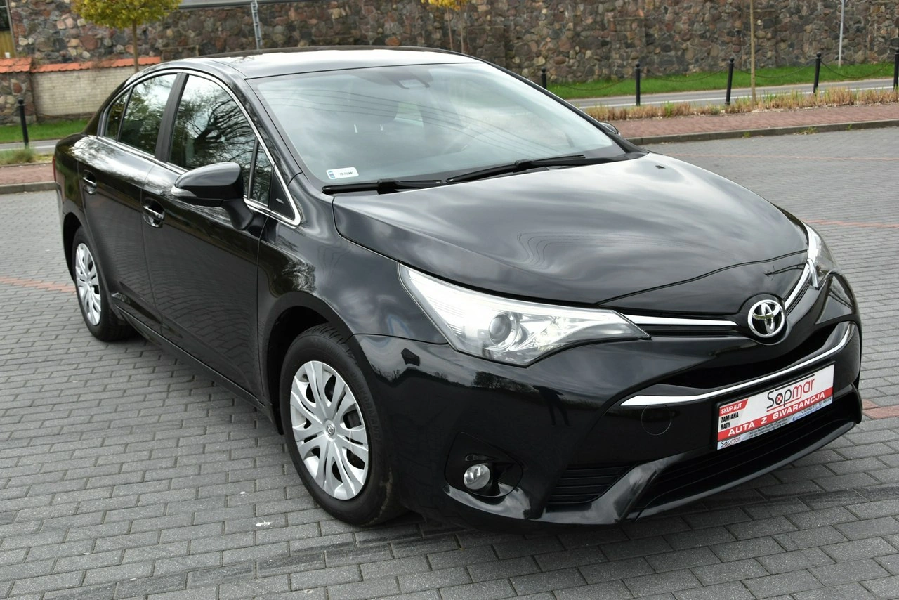 Toyota Avensis - Zdjęcie 19