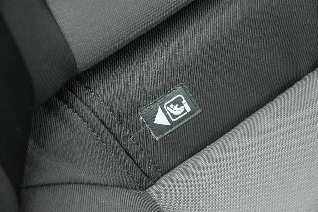 Toyota Avensis - Zdjęcie 21