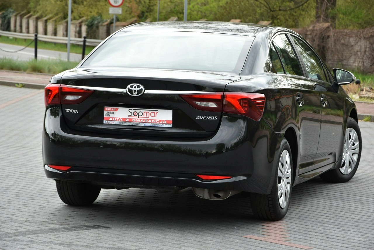 Toyota Avensis - Zdjęcie 4