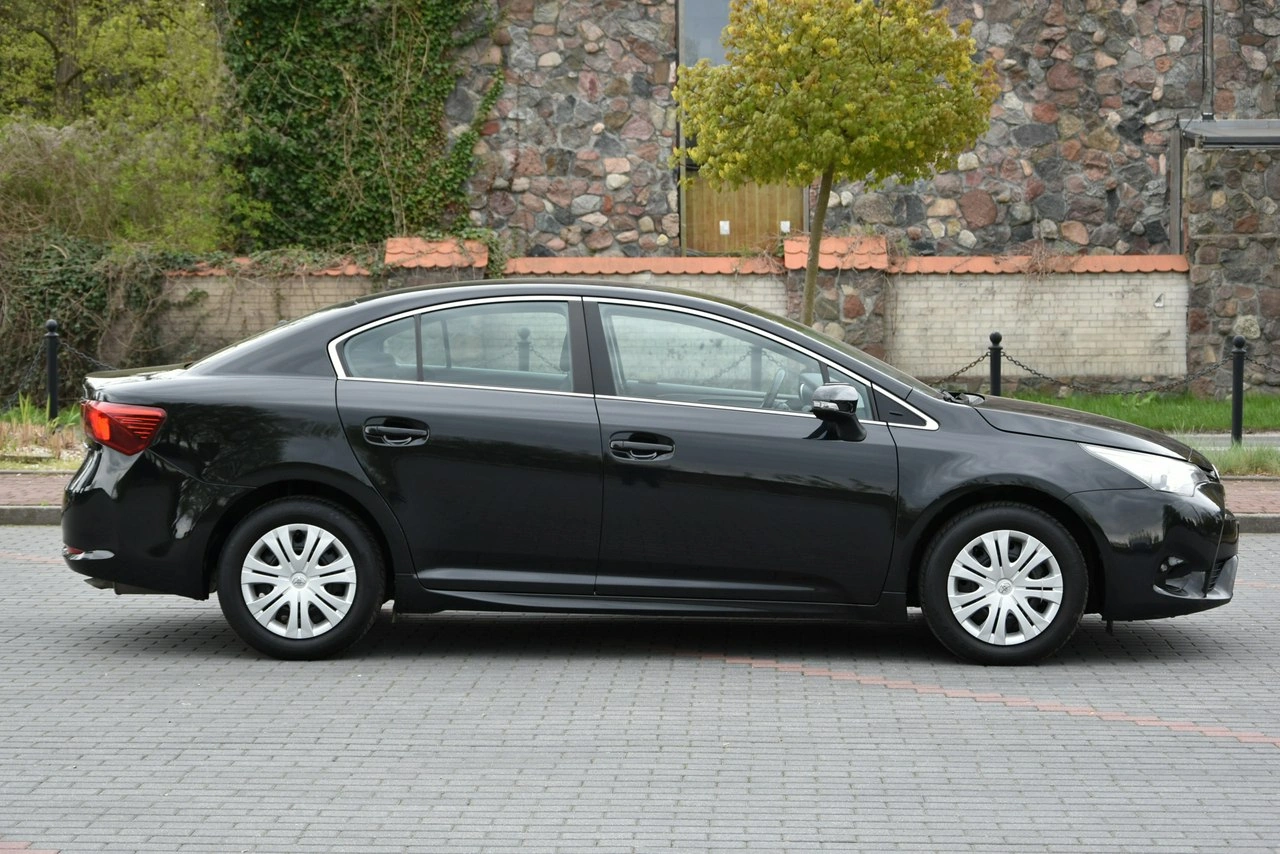 Toyota Avensis - Zdjęcie 5