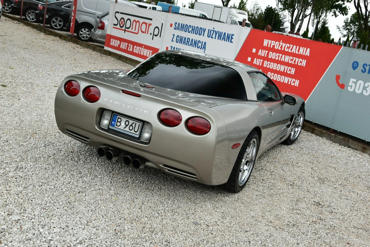 Chevrolet Corvette - Zdjęcie 21