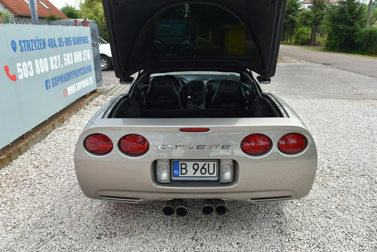 Chevrolet Corvette - Zdjęcie 23