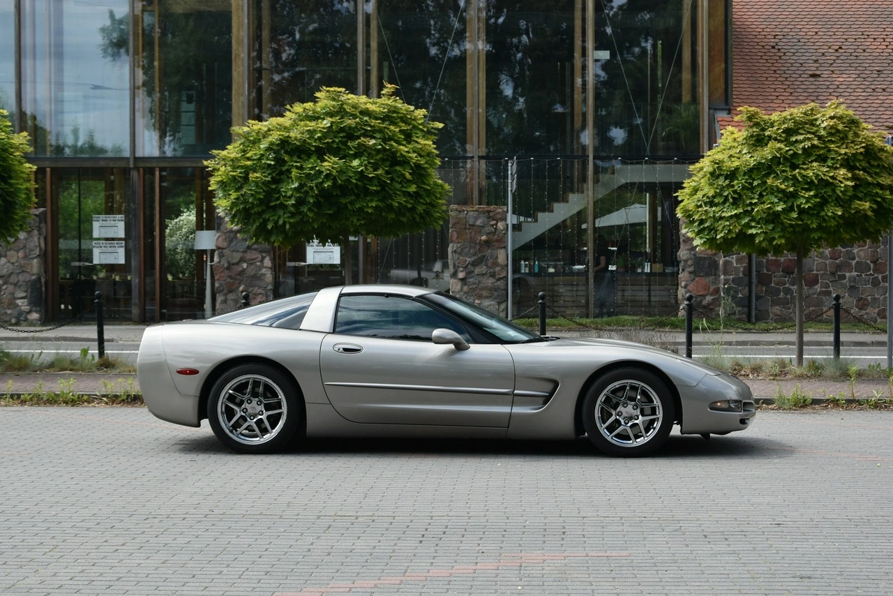Chevrolet Corvette - Zdjęcie 1