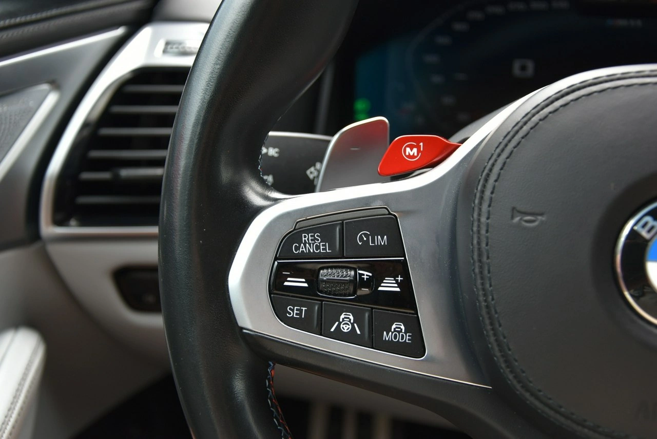 BMW M8 - Zdjęcie 25