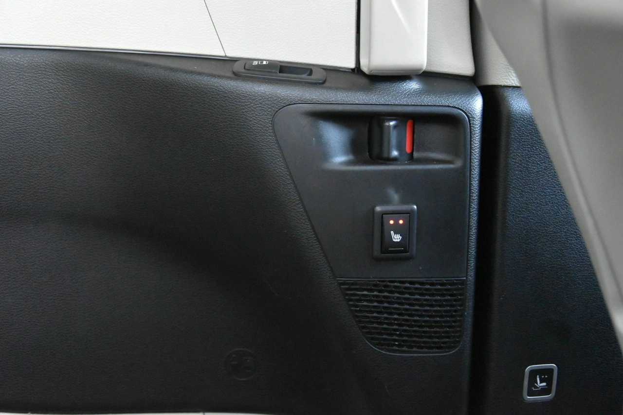 Chrysler Pacifica - Zdjęcie 13