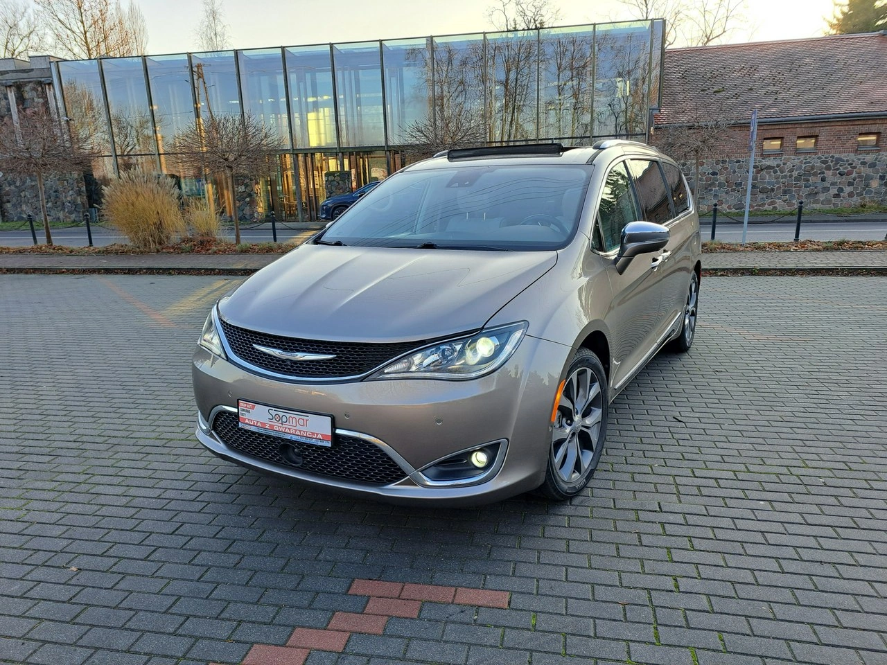Chrysler Pacifica - Zdjęcie 1