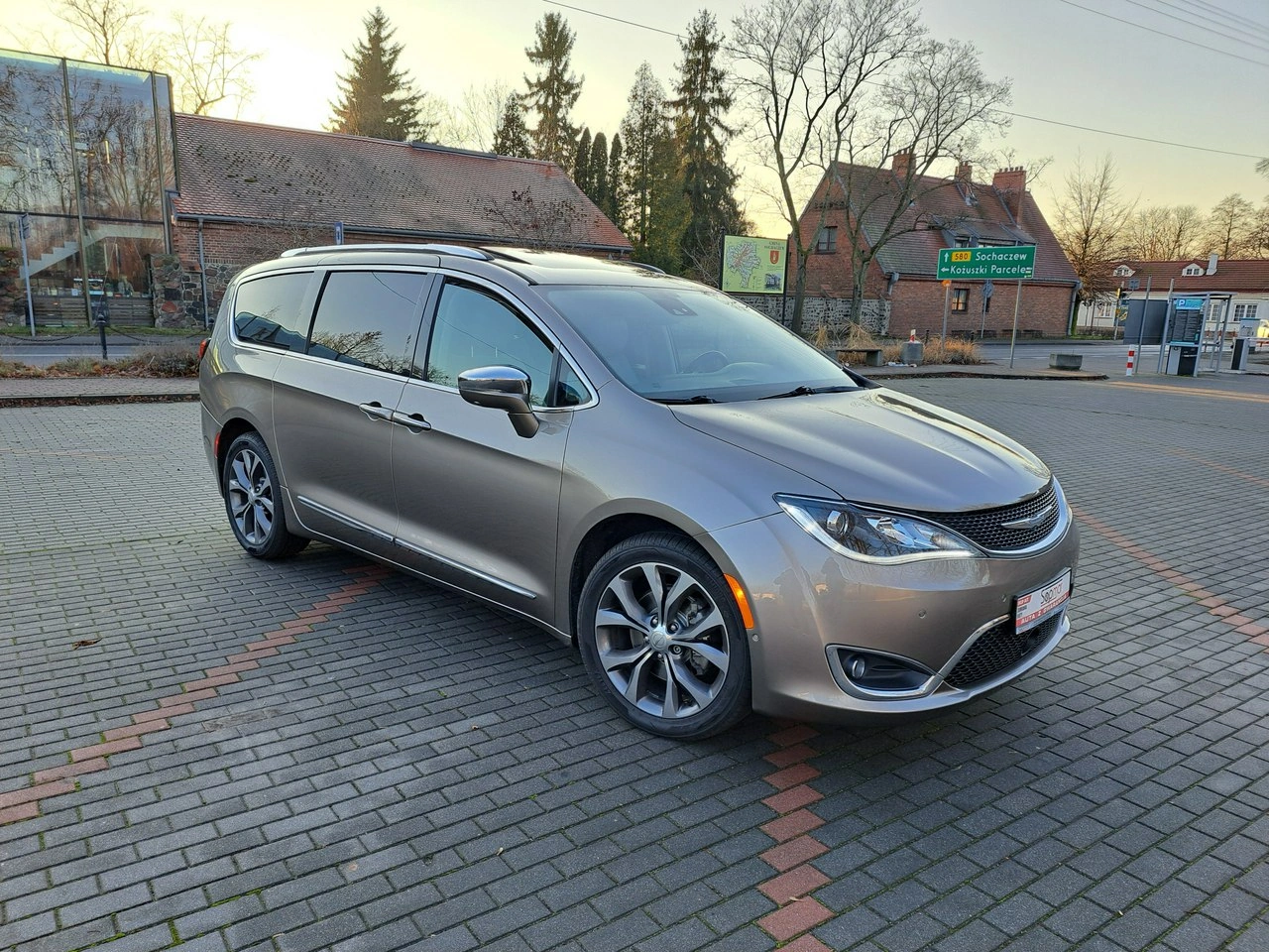 Chrysler Pacifica - Zdjęcie 5