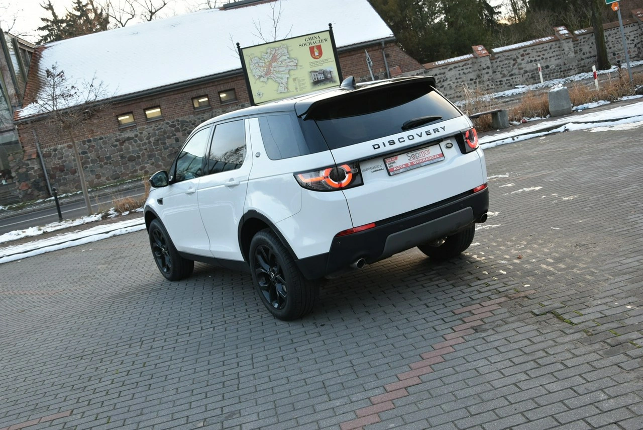 Land Rover Discovery Sport - Zdjęcie 21