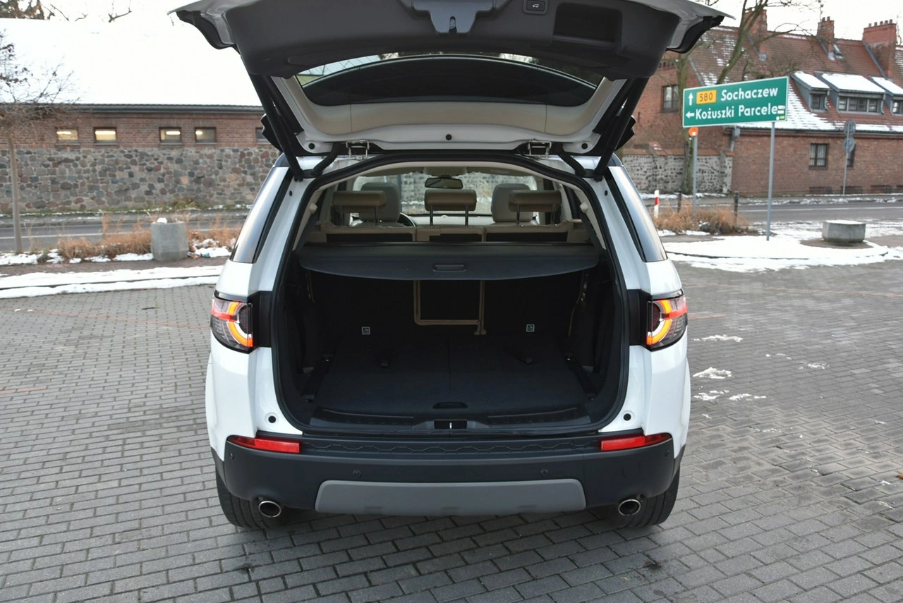 Land Rover Discovery Sport - Zdjęcie 38