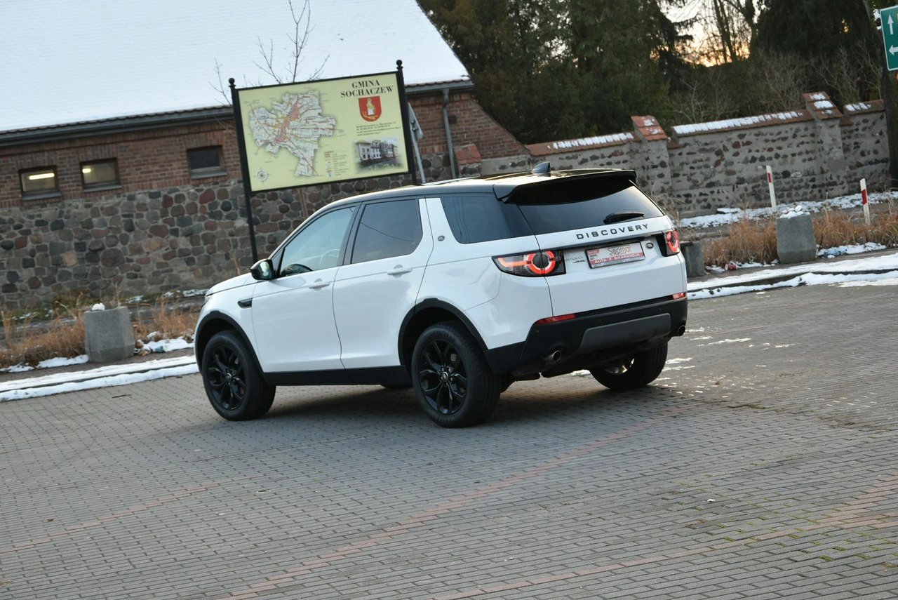 Land Rover Discovery Sport - Zdjęcie 4