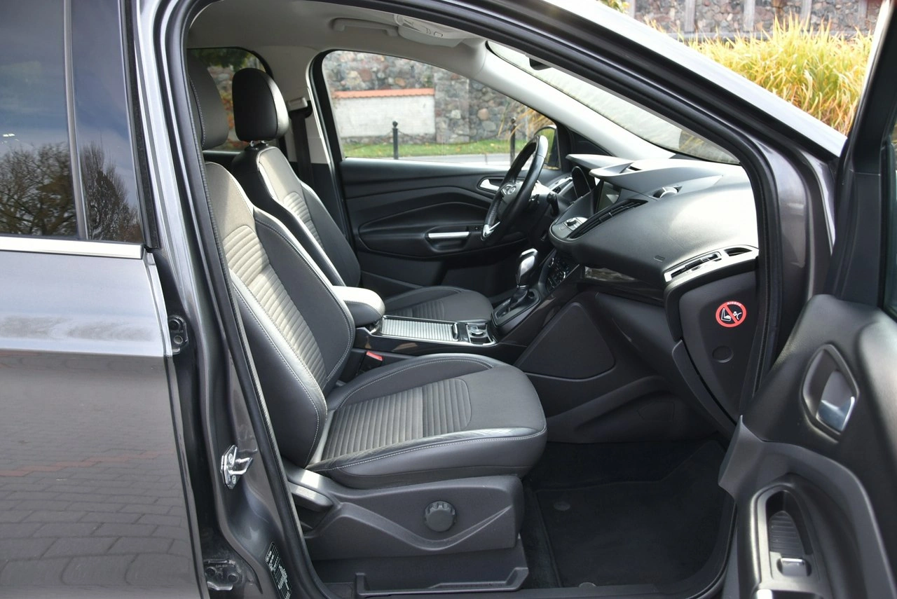 Ford Kuga - Zdjęcie 12