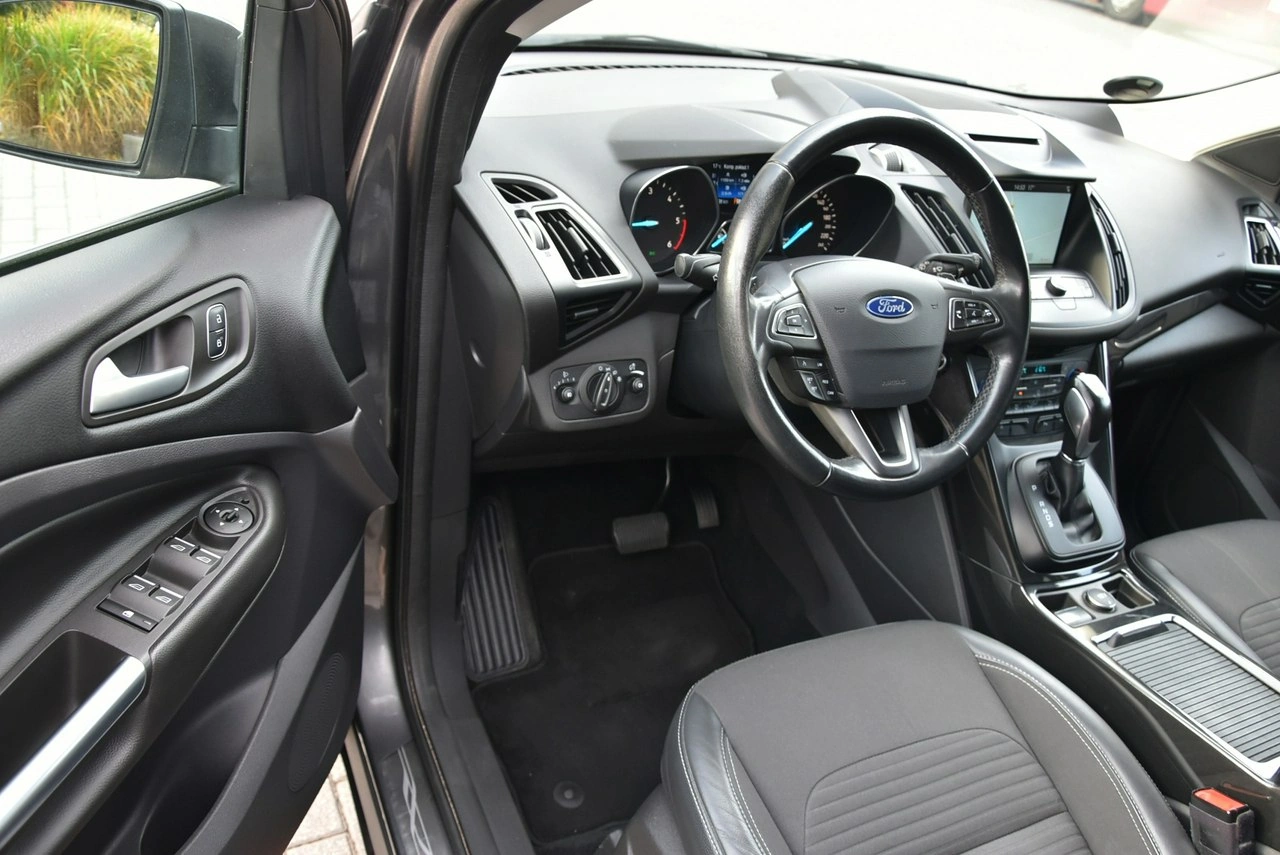 Ford Kuga - Zdjęcie 15
