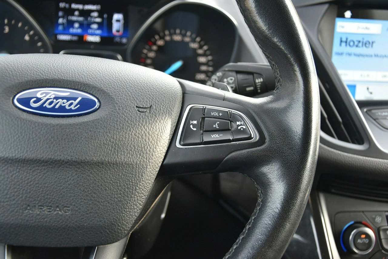 Ford Kuga - Zdjęcie 18