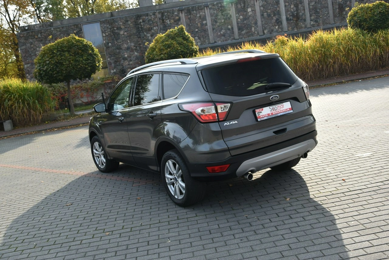 Ford Kuga - Zdjęcie 25