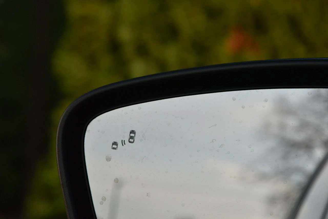 Ford Kuga - Zdjęcie 12