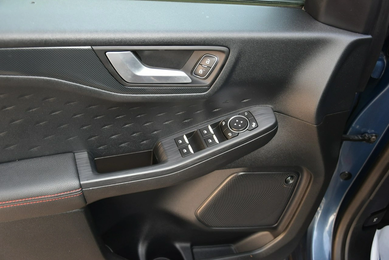 Ford Kuga - Zdjęcie 13