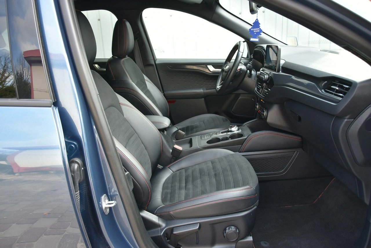 Ford Kuga - Zdjęcie 27