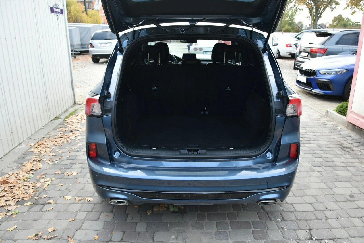 Ford Kuga - Zdjęcie 30