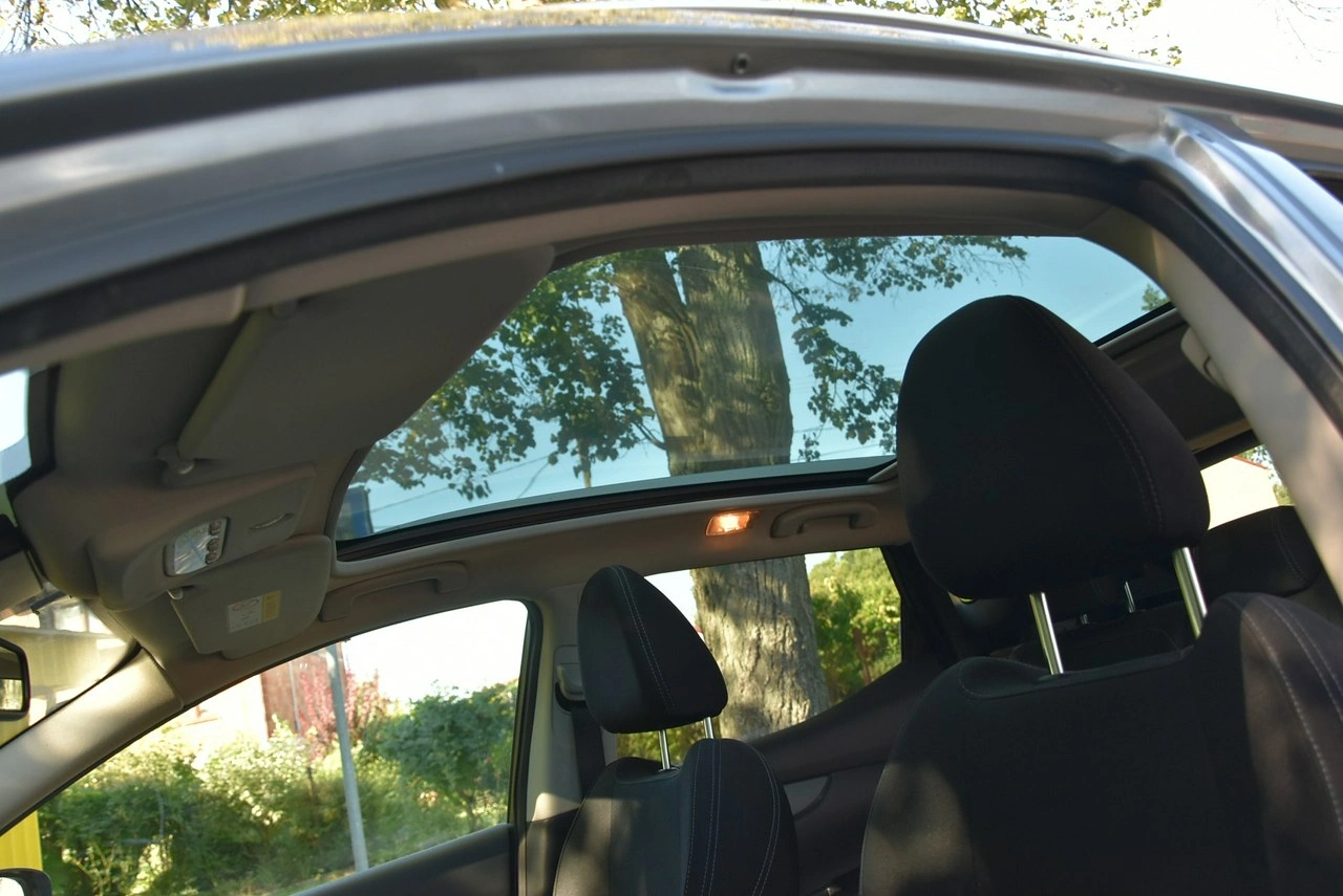 Nissan Qashqai - Zdjęcie 17