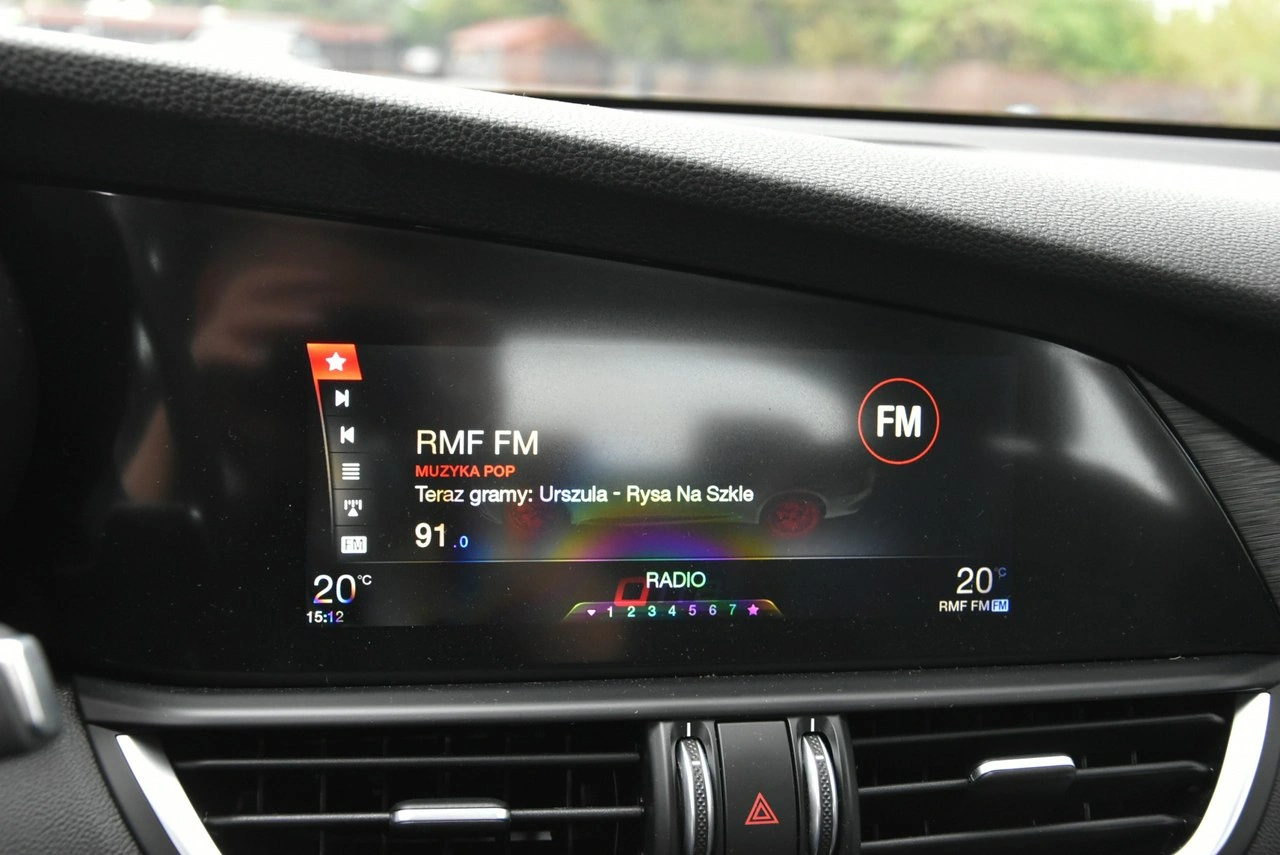 Alfa Romeo Giulia - Zdjęcie 33