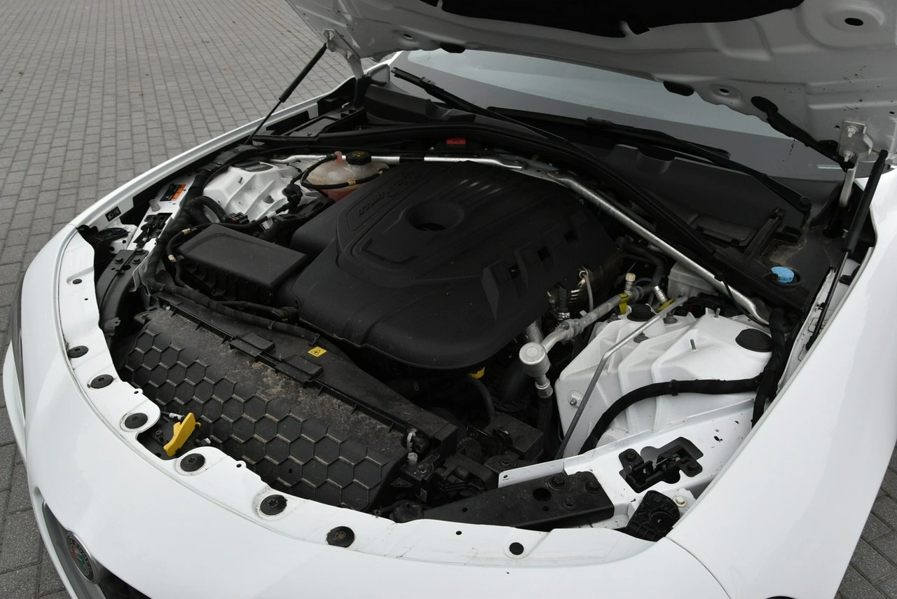 Alfa Romeo Giulia - Zdjęcie 39