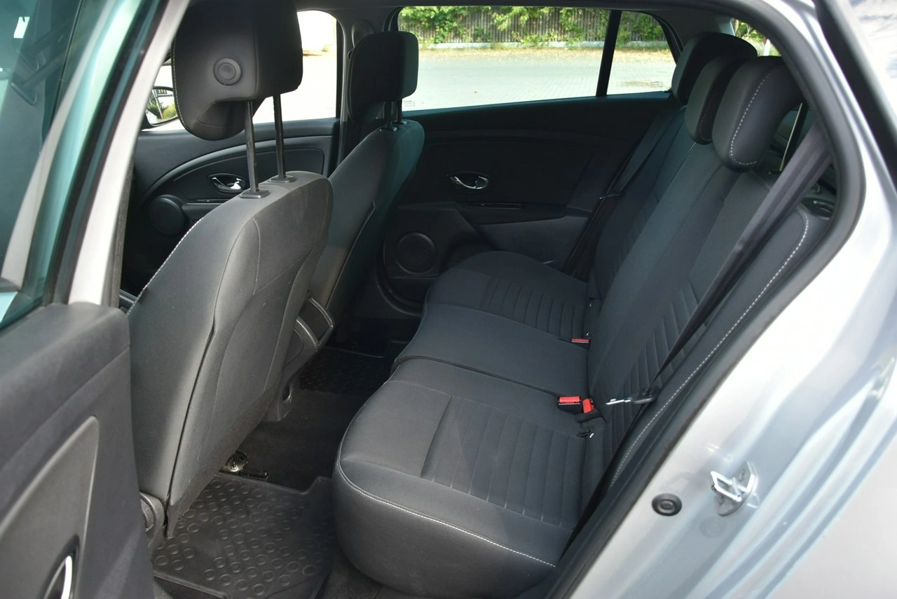Renault Megane - Zdjęcie 12