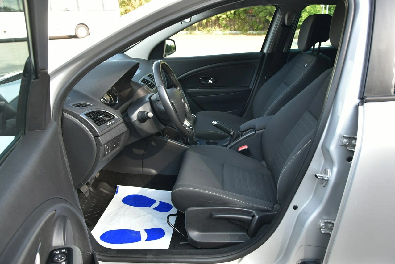Renault Megane - Zdjęcie 14