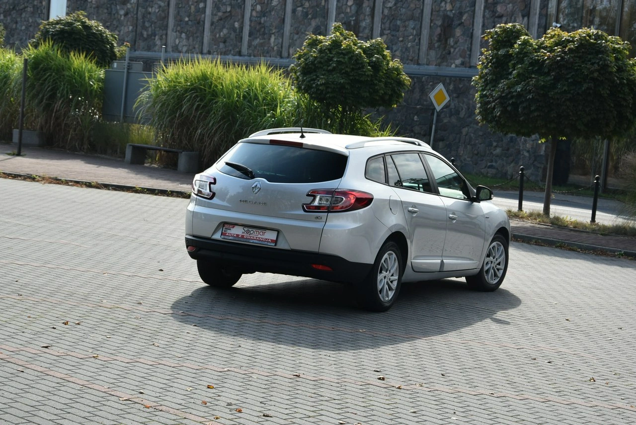 Renault Megane - Zdjęcie 19