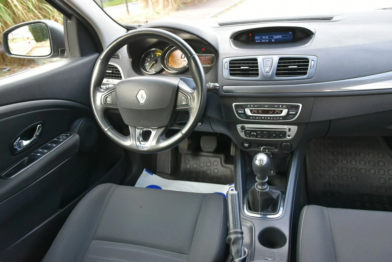 Renault Megane - Zdjęcie 8
