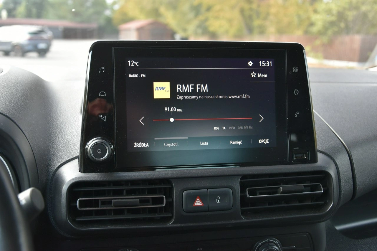 Opel Combo Life - Zdjęcie 28